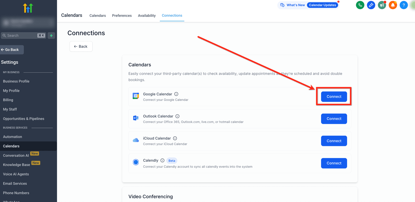 La pantalla de conexiones del usuario, dentro de la configuración de la cuenta: cada calendario disponible —Google, Outlook, iCloud— aparece en su fila con un botón para conectarlo. Más abajo siguen las de videollamada.